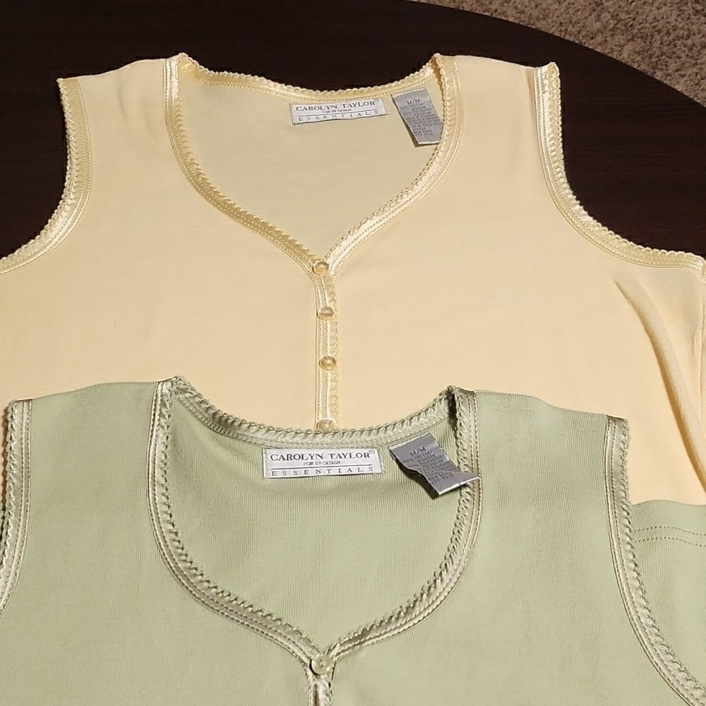 Set of 2 Sleeveless tank tops undershirts sleepwear shirts scoop neck